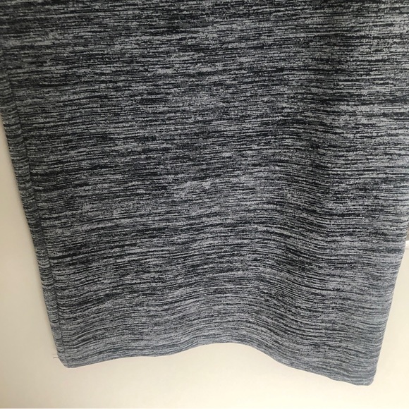 Black grey and white pull on pencil skirt. - Picture 5 of 8